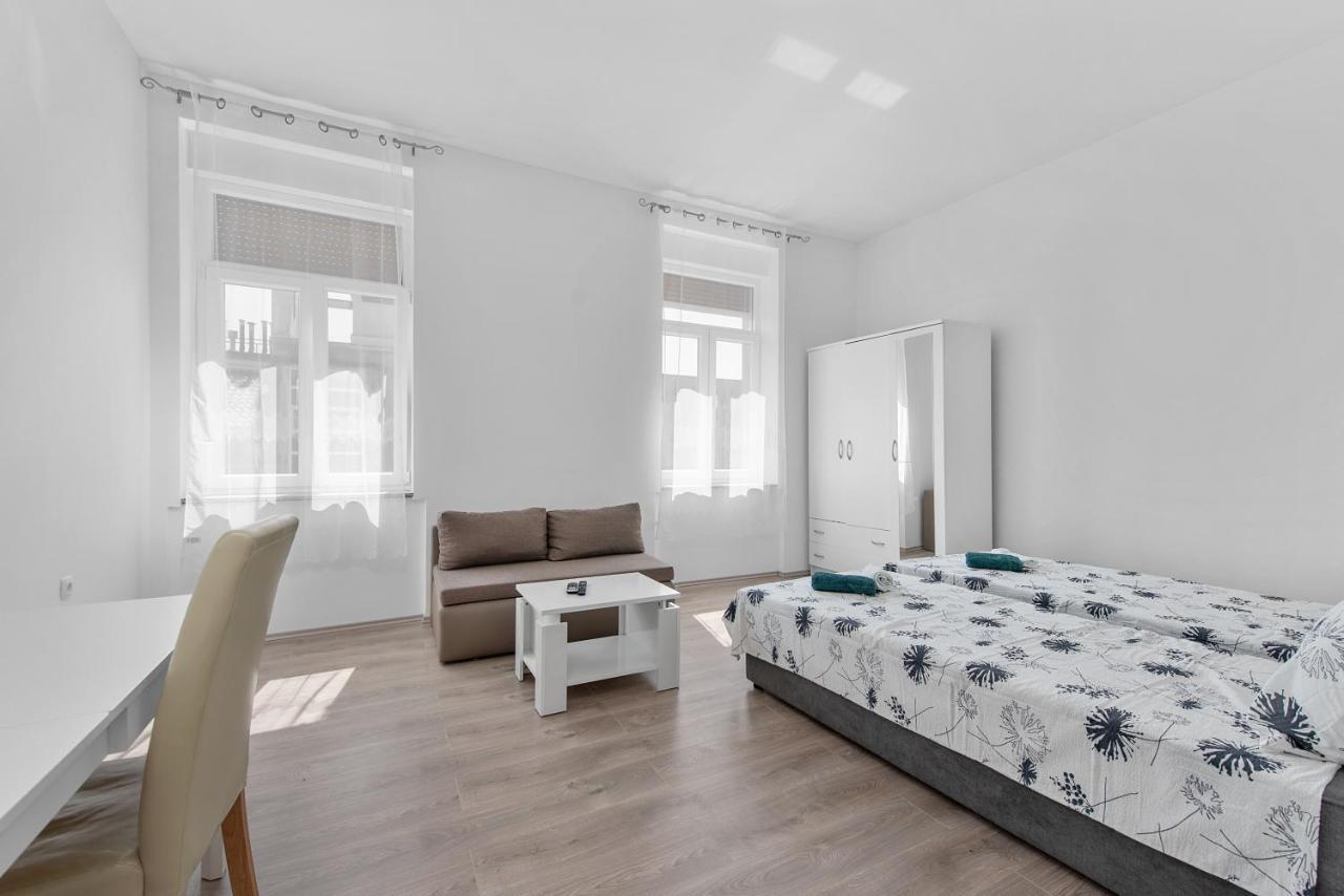 Mima Apartments Риека Экстерьер фото